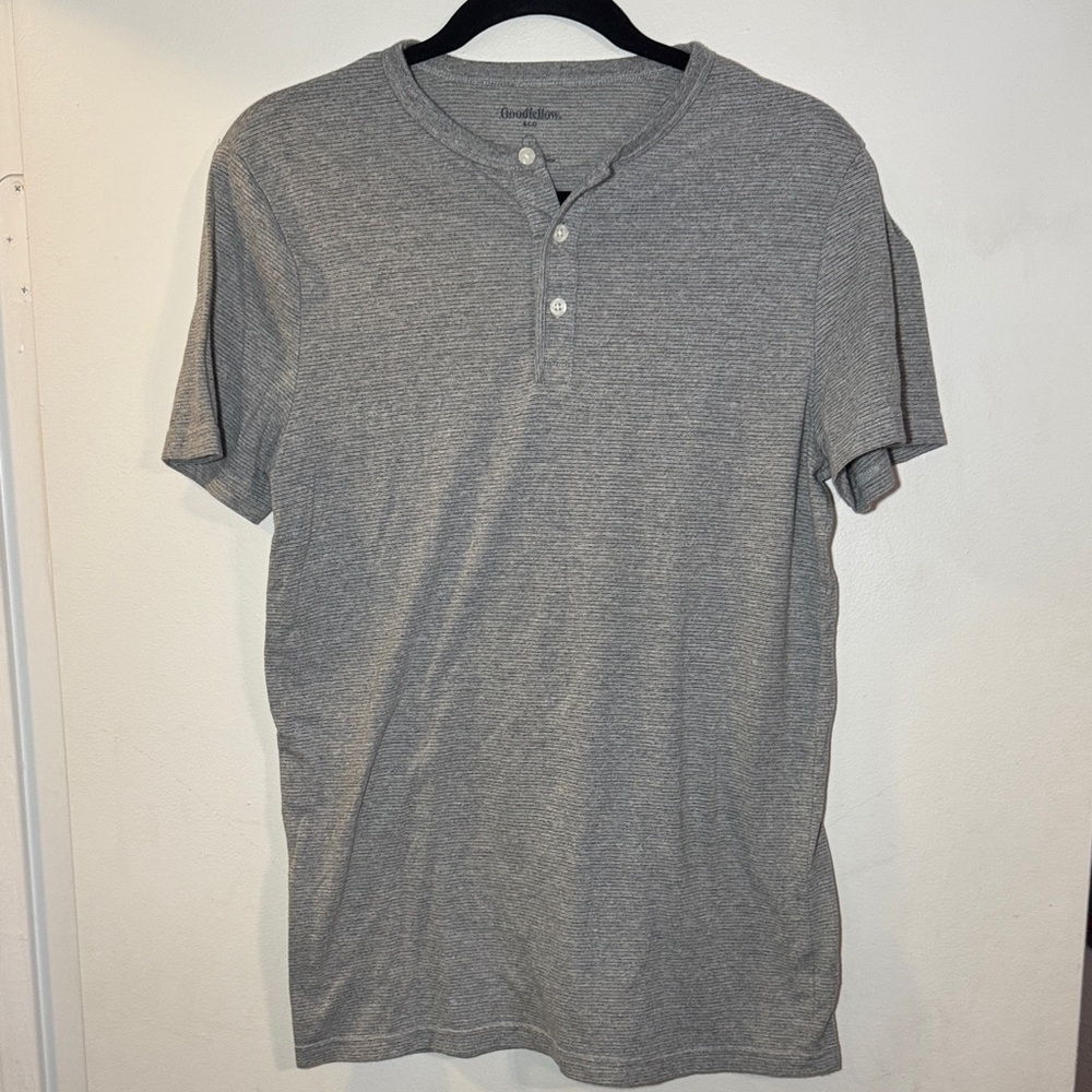 Goodfellow & Co Gray Henley Tee